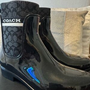 NWT Coach Black Glossy Rubber Rivington Chelsea Boots, size 8
